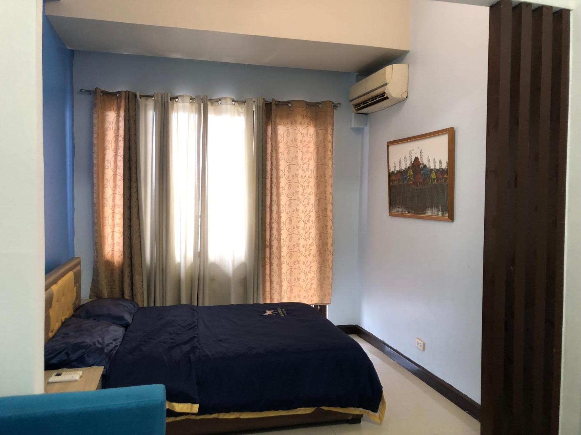 Admiral Baysuites Staycation *