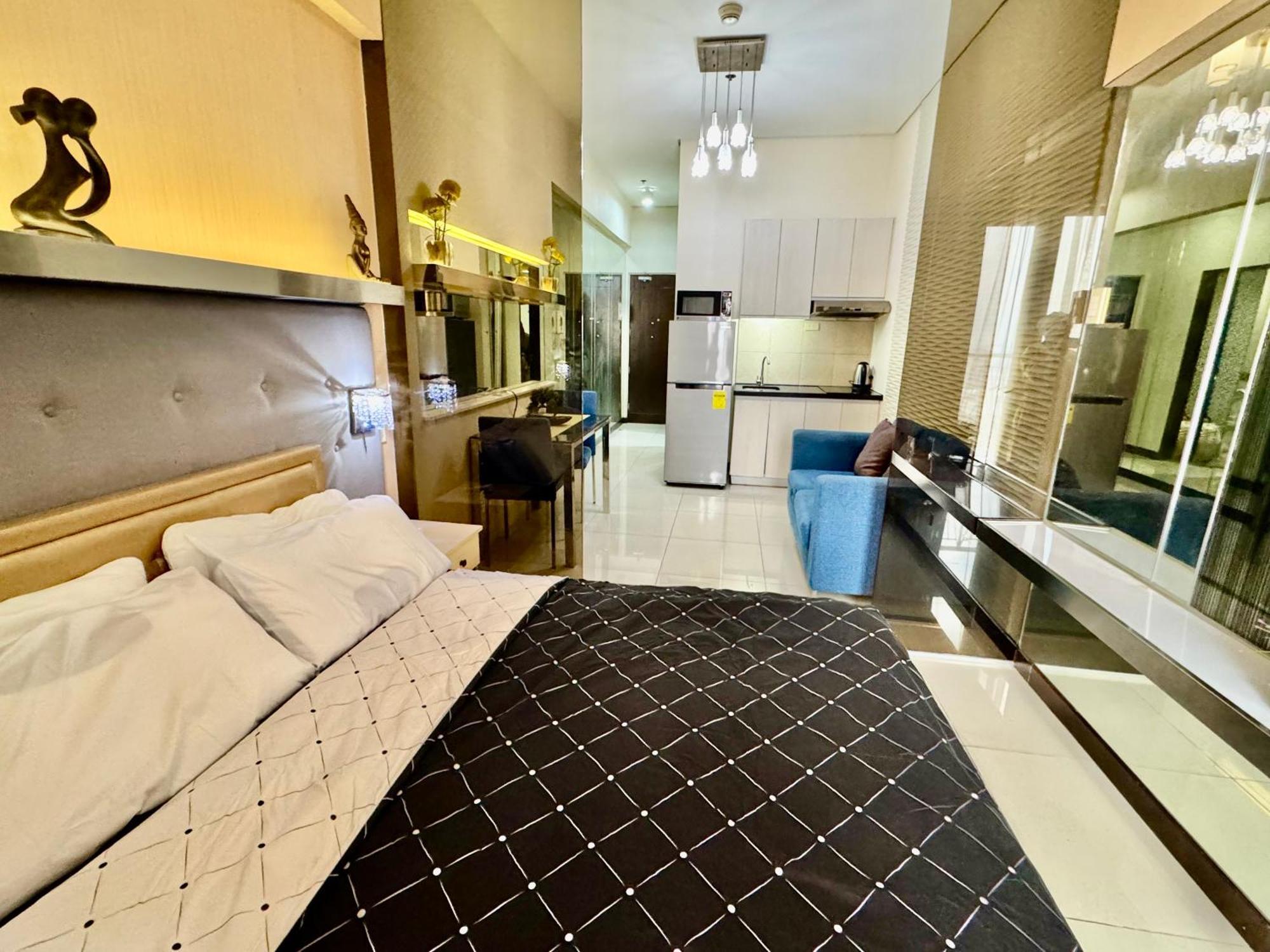 Admiral Baysuites Staycation Manila